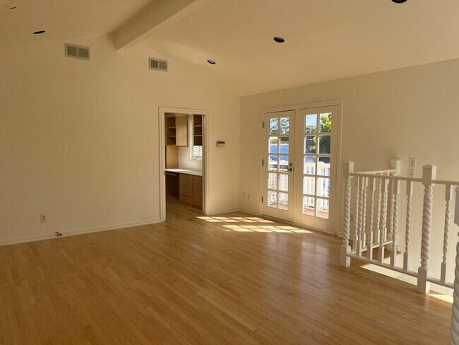 Airy Primary Bedroom - 13228 Margate St