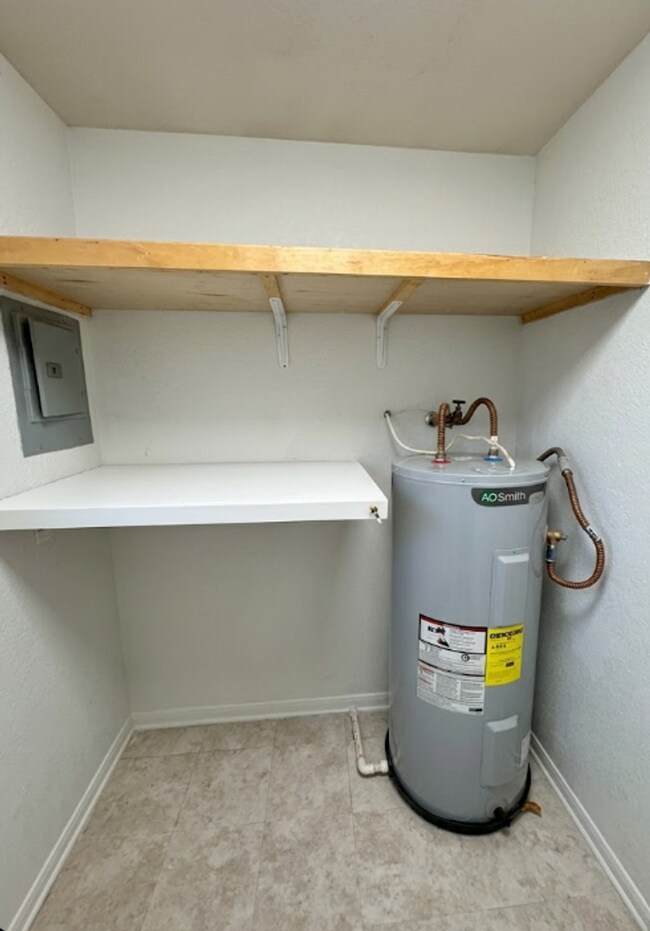 Building Photo - 106 Horseshoe Dr