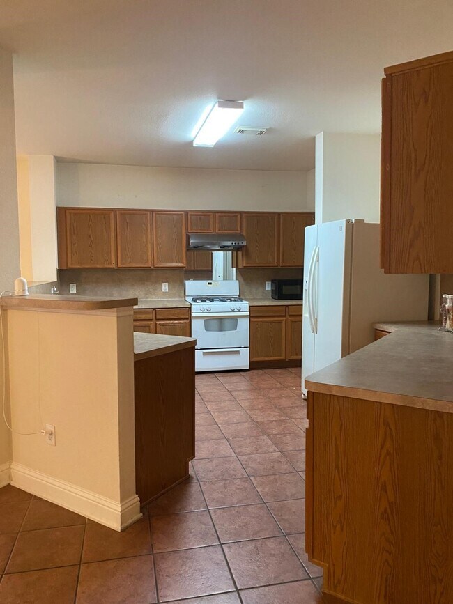 Building Photo - 518 Remington Chase Ct