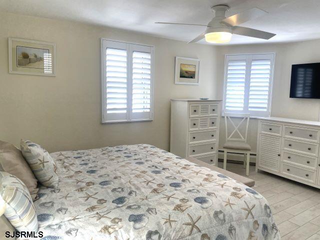 Building Photo - 100 S Richards Ave