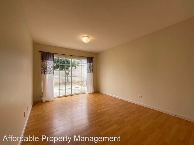 Building Photo - 3 br, 2 bath House - 33120 Lake Mead Drive