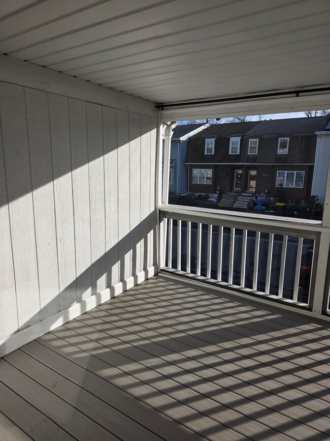 Building Photo - Green Valley Community off Kirkwood Highway