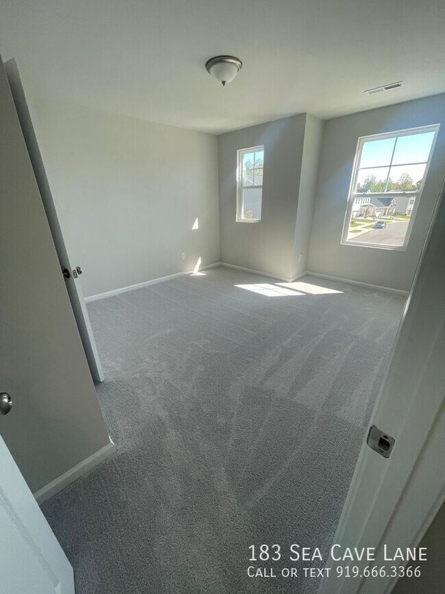 Building Photo - 183 Sea Cave Ln