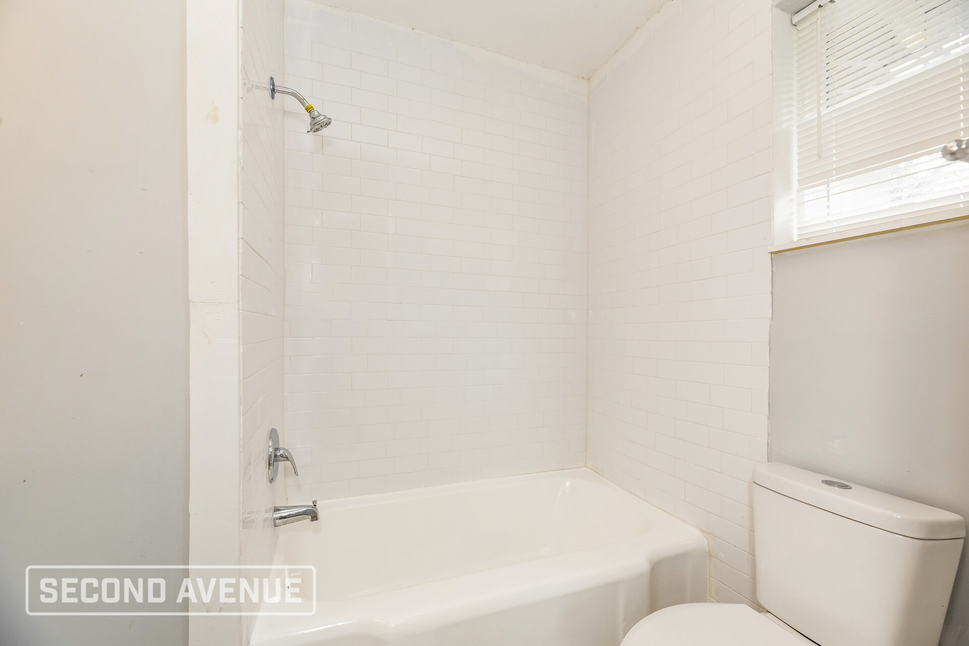 Building Photo - 2214 Wilson St