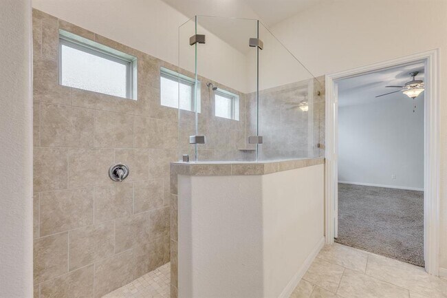 Building Photo - 2920 Rabbit Creek Dr
