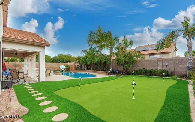 Building Photo - 7319 W Surrey Ave