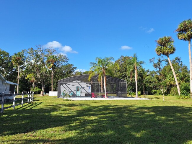 Building Photo - NEW SMYRNA BEACH MONTHLY RENTAL - POOL HOM...