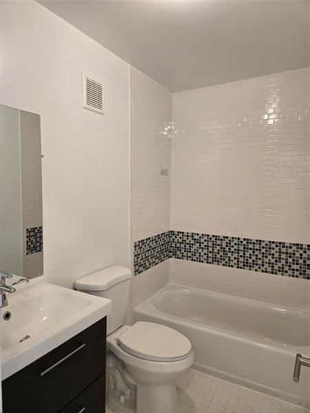 Building Photo - 14720 Highland Springs Ct