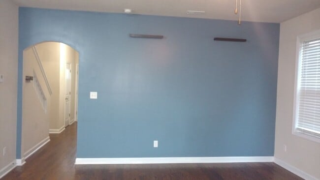 Building Photo - Best Value in the Area!!! Pet Friendly