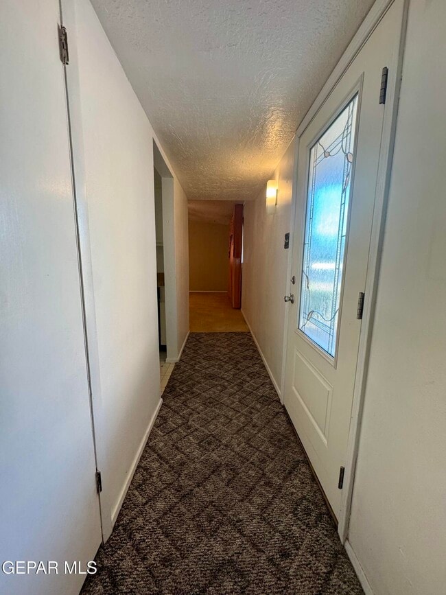 Building Photo - 10213 Saigon Dr