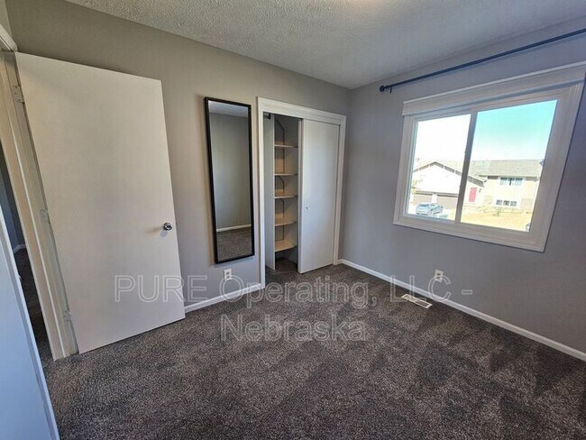 Building Photo - 8303 Vernon Ave