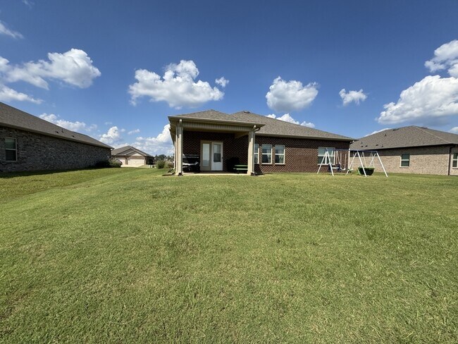 Building Photo - 124 Blackburn Trace