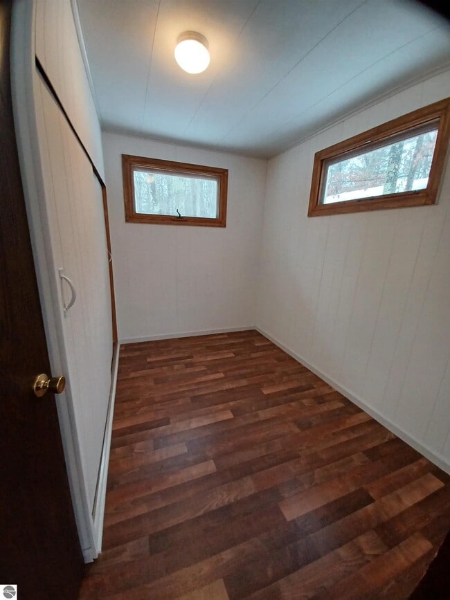 Building Photo - 2520 Oak St