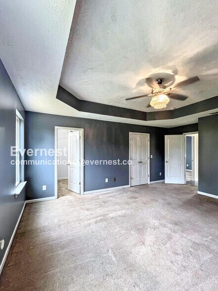 Building Photo - 441 Vailview Dr