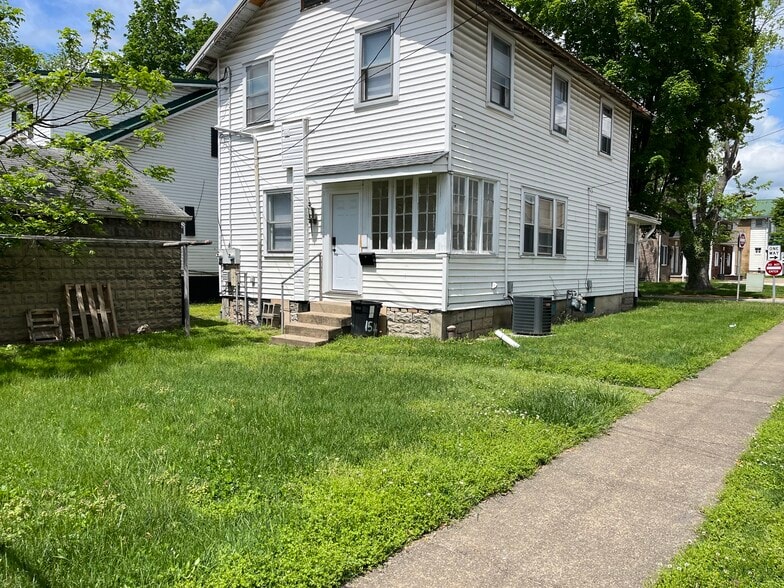 Yard - 154 5th Ave