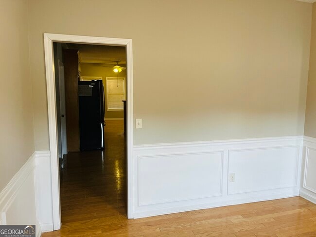 Building Photo - 50 Rock Mill Ct