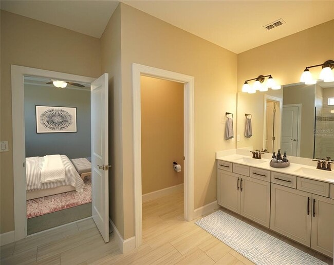 Building Photo - 34480 Wynthorne Pl