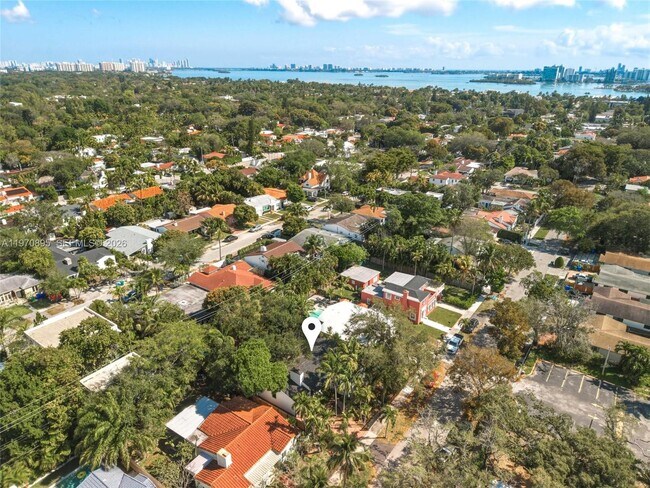 Building Photo - 751 NE 80th St