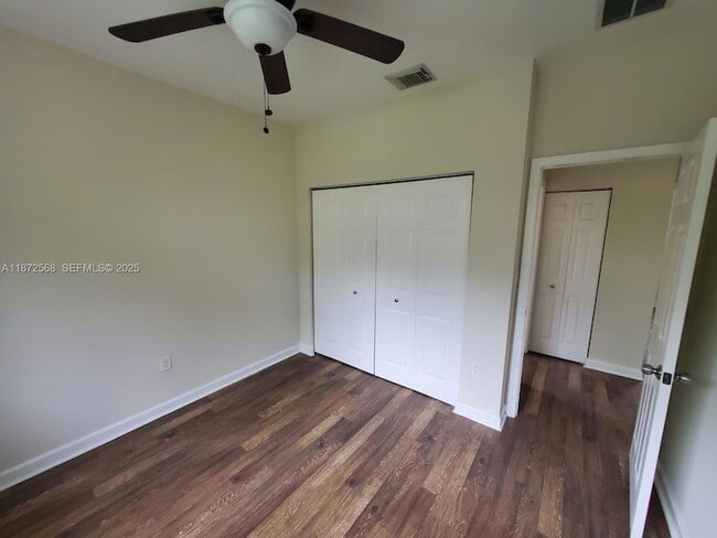 Building Photo - 2531 NE 41st Terrace