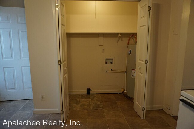 Building Photo - 2 br, 1 bath House - 347 Browns Road