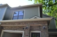 Building Photo - 1609 W 4th St