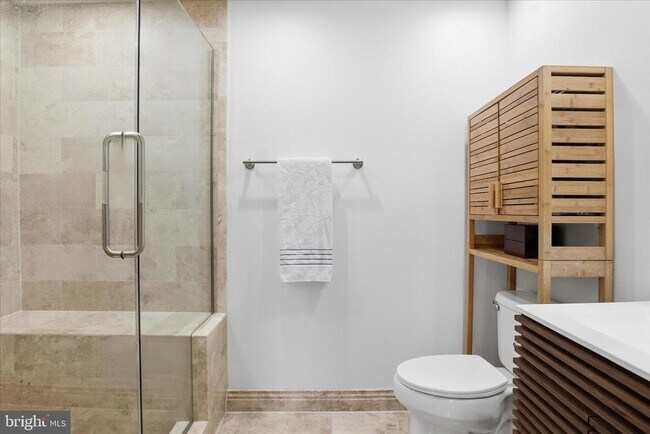 Building Photo - 308 S Fayette St