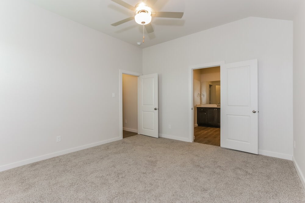 Building Photo - 208 Julian Davis Dr