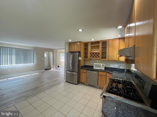 Building Photo - 6221 Frontier Dr