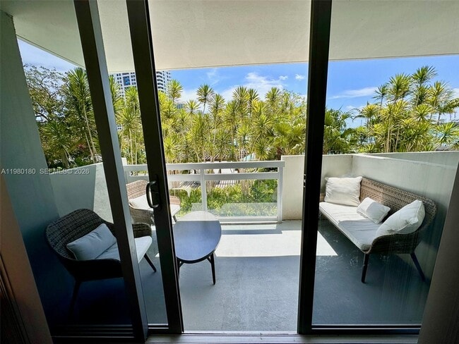 Building Photo - 1500 Bay Rd