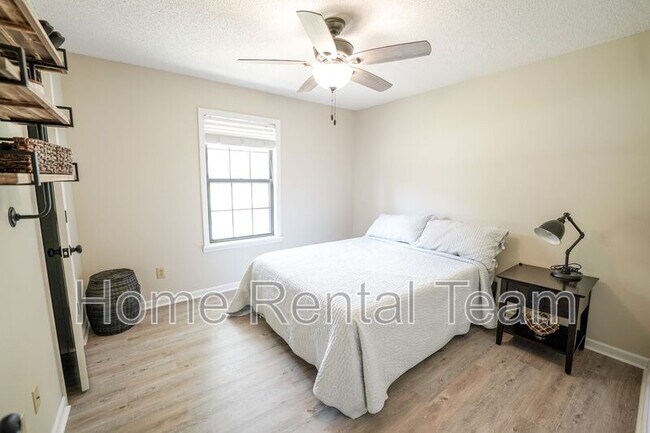 Building Photo - 225 Mt Olivet Church Rd