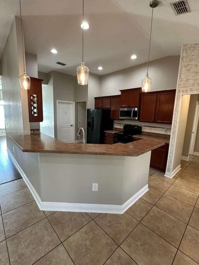 Building Photo - 4302 Mandolin Blvd