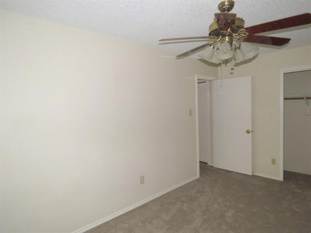 Building Photo - 2240 Arbor Creek Dr