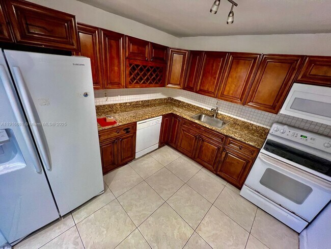 Building Photo - 2750 NE 183rd St