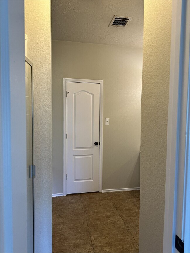 Building Photo - 3410 Azalea Sands Dr