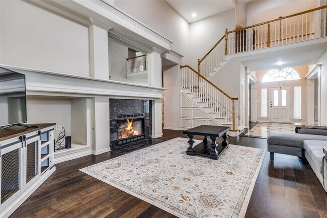 Building Photo - 8412 Greystone Ct