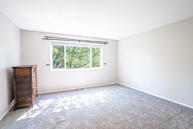 Building Photo - 4115 S Tenfel Ln