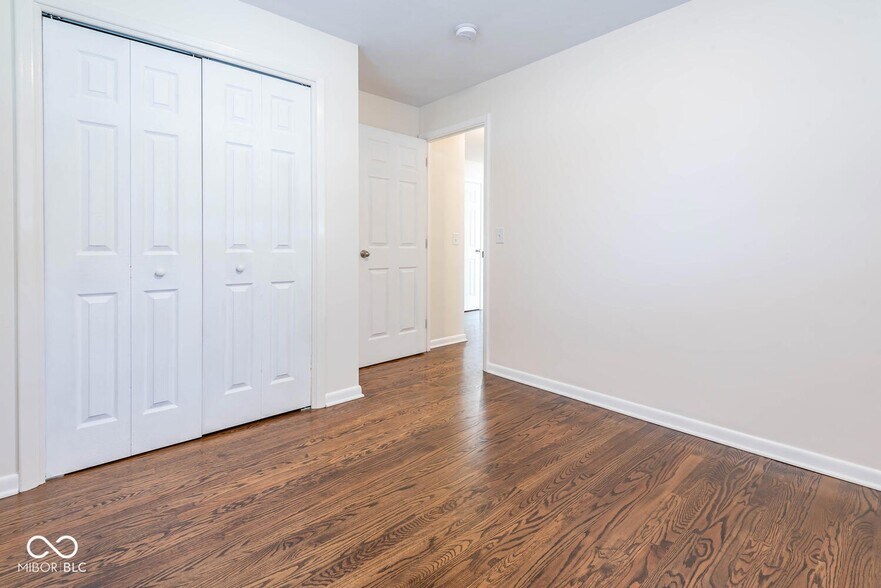 Building Photo - 4219 E Deckard Dr