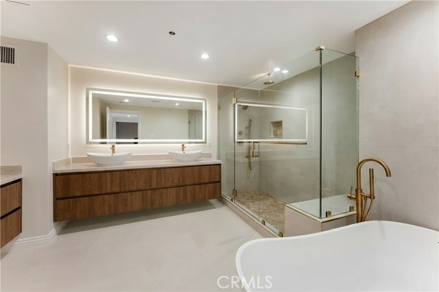 Building Photo - 10750 Wilshire Blvd