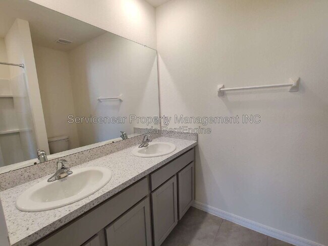 Building Photo - 33997 Jasper Stone Dr