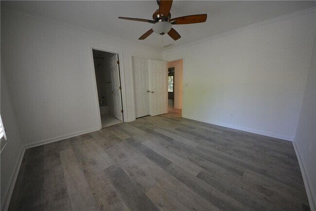 Building Photo - 135 Brightmore Way