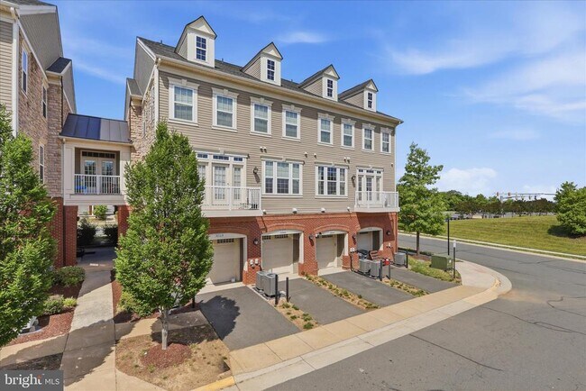Building Photo - 42616 Hardage Terrace