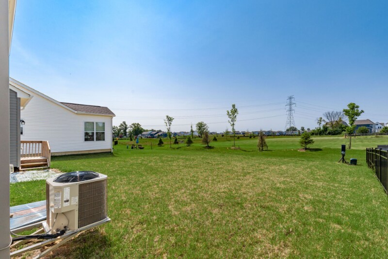 Building Photo - 3749 Mantle Dr