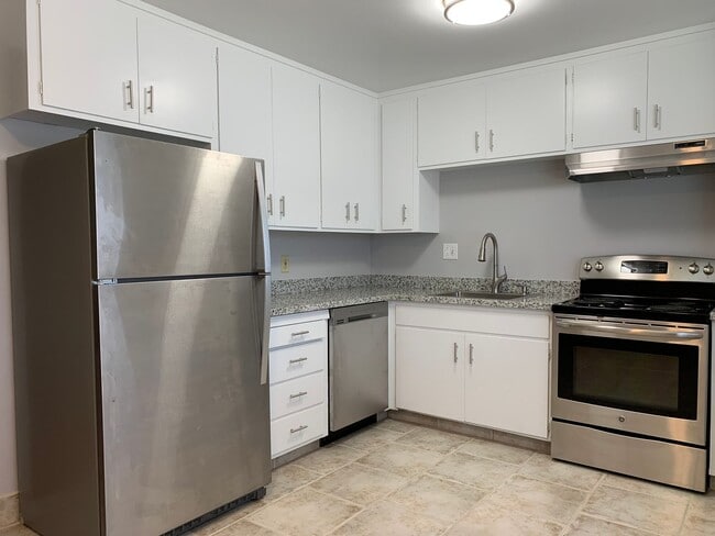 Building Photo - 4351 Latimer Ave