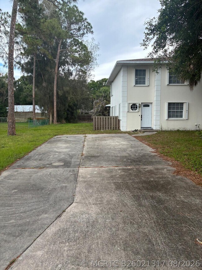 Building Photo - 1408 36th Ave