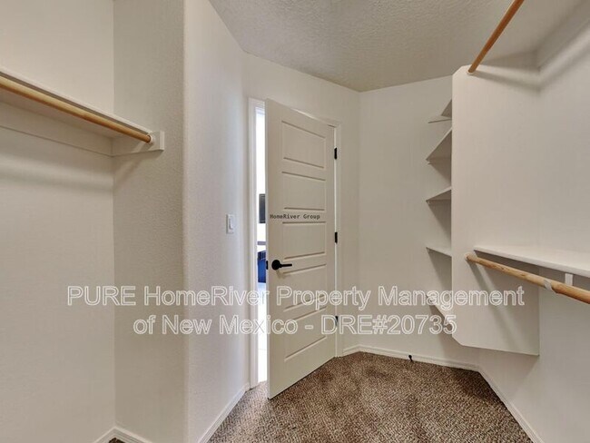 Building Photo - 3107 Farragut St NE