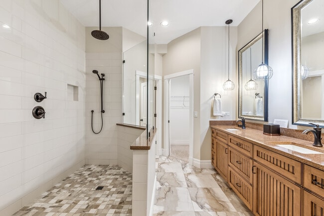 Building Photo - 176 Carrick Bend Ln