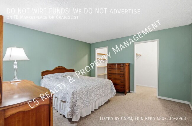 Building Photo - 4950 N Miller Rd