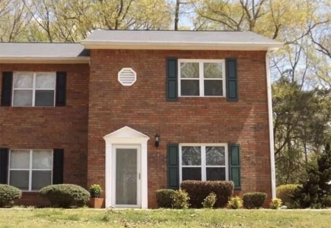 Primary Photo - 4084 Hidden Hollow Dr