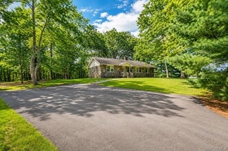 Building Photo - 445 NY-17M