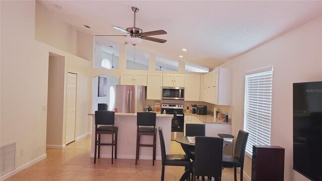 Building Photo - 2308 Lily Pad Ln